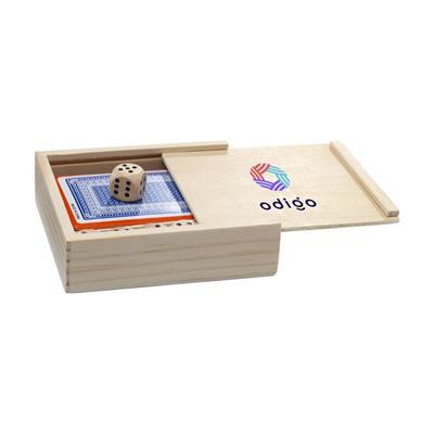 Un jeu de cartes dans une boite 5 dés Koum