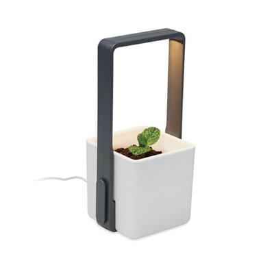 Jardin d'intérieur avec éclairage LED en PP Bevar