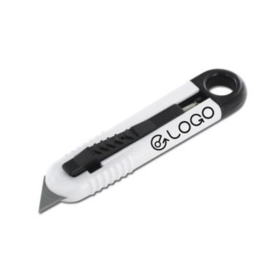Cutter plastique à lame auto-rétractable Blade